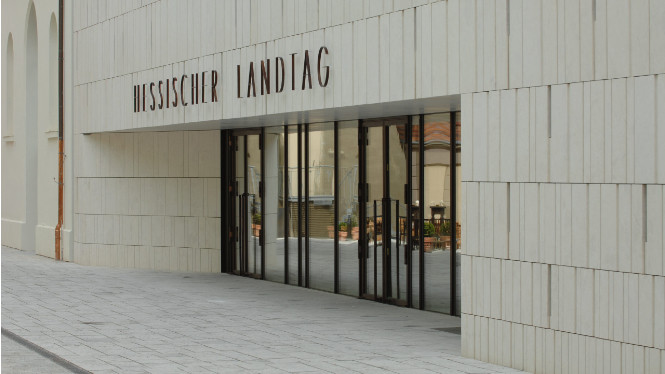 hessischer-Landtag s
